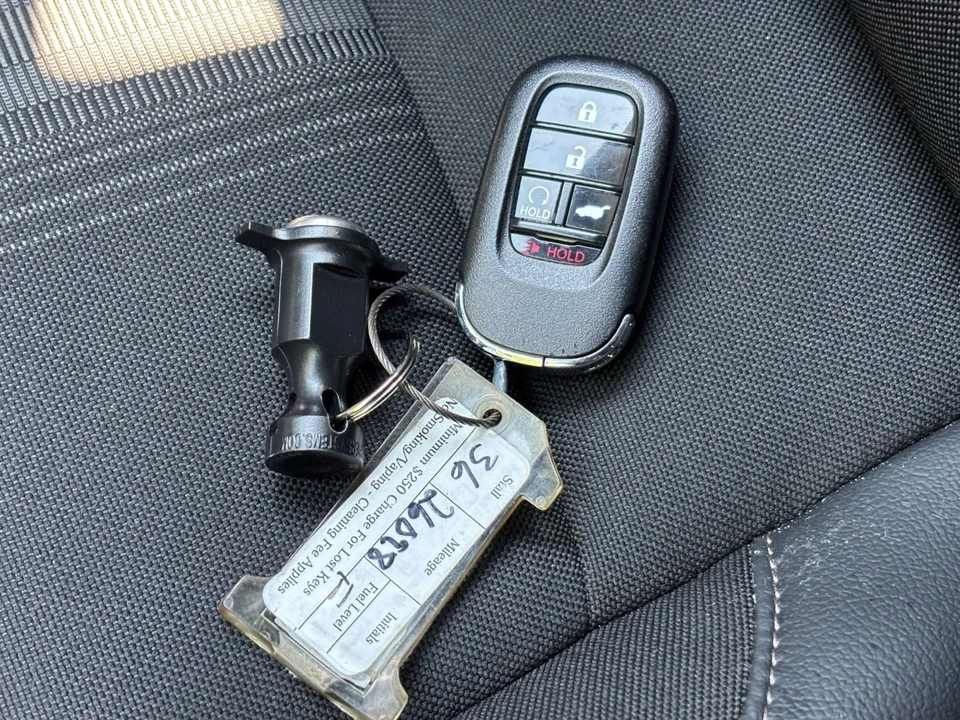 2024 Honda Civic 11th Gen - Image 17 of 31