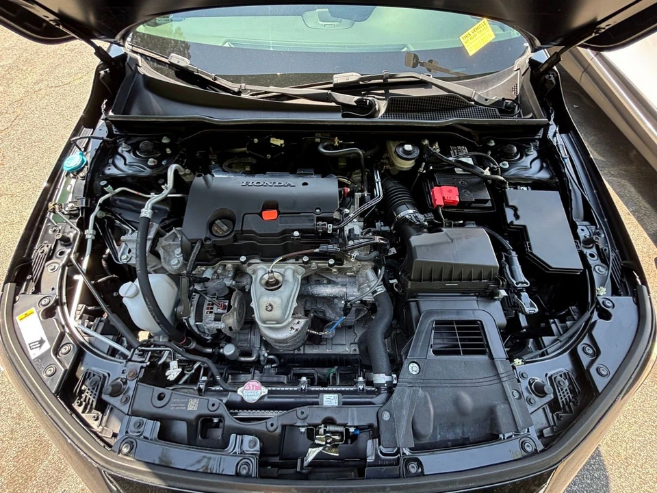 2024 Honda Civic 11th Gen - Image 28 of 31
