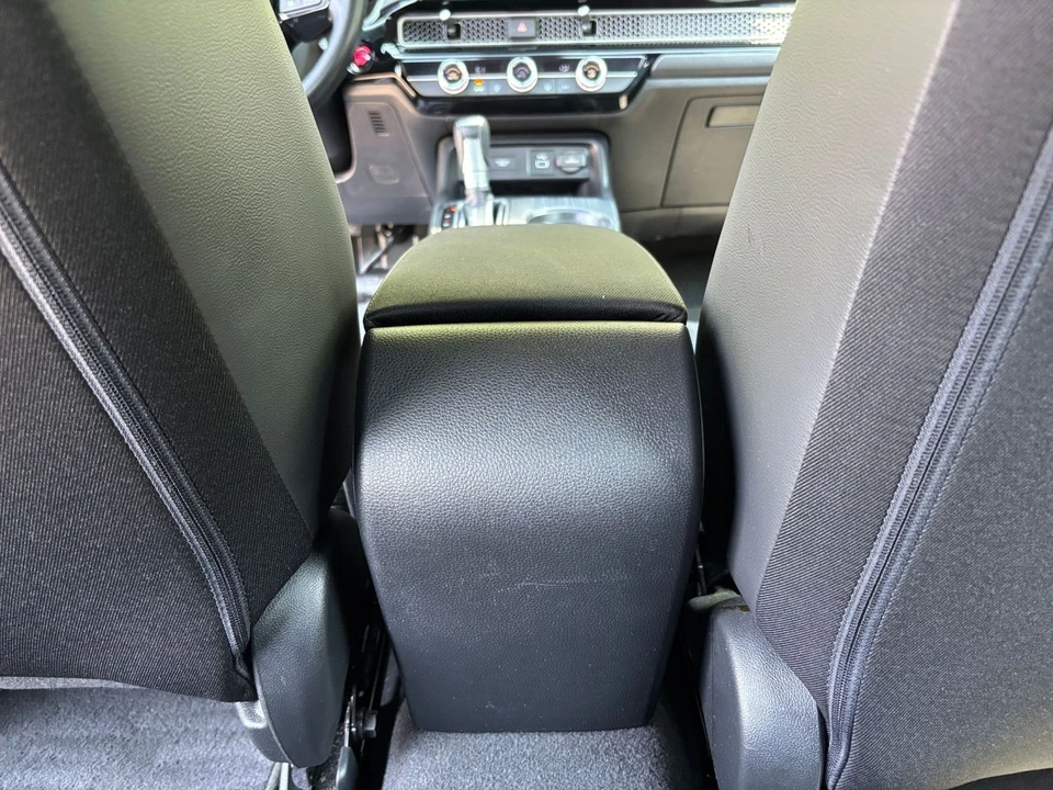 2024 Honda Civic 11th Gen - Image 19 of 31