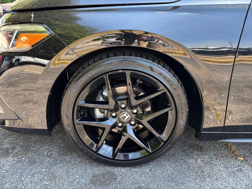 2024 Honda Civic 11th Gen - Image 26 of 31
