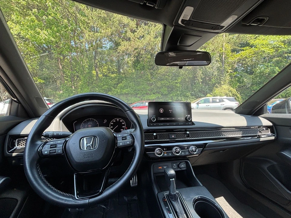 2024 Honda Civic 11th Gen - Image 29 of 31