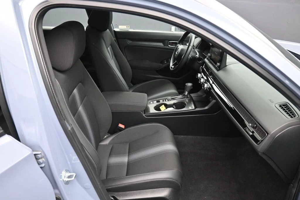 2024 Honda Civic 11th Gen - Image 23 of 31