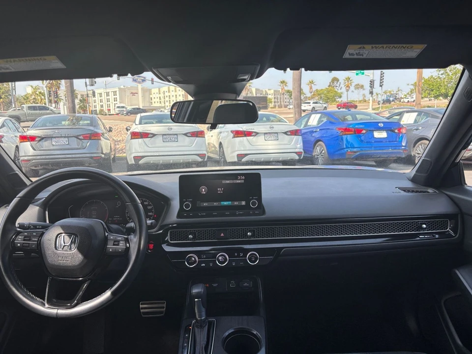 2024 Honda Civic 11th Gen - Image 29 of 31