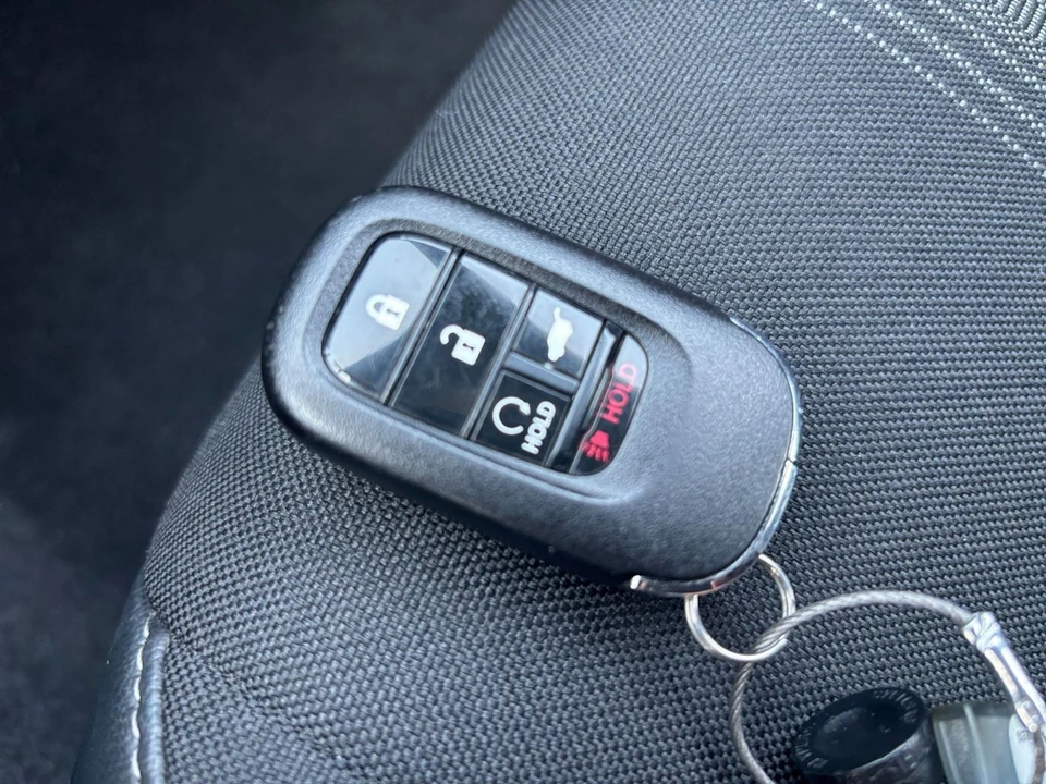 2024 Honda Civic 11th Gen - Image 25 of 31