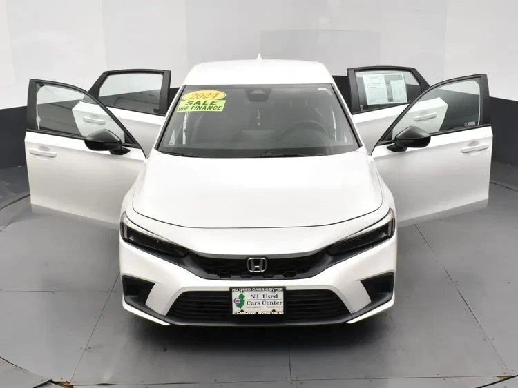 2024 Honda Civic 11th Gen - Image 10 of 12
