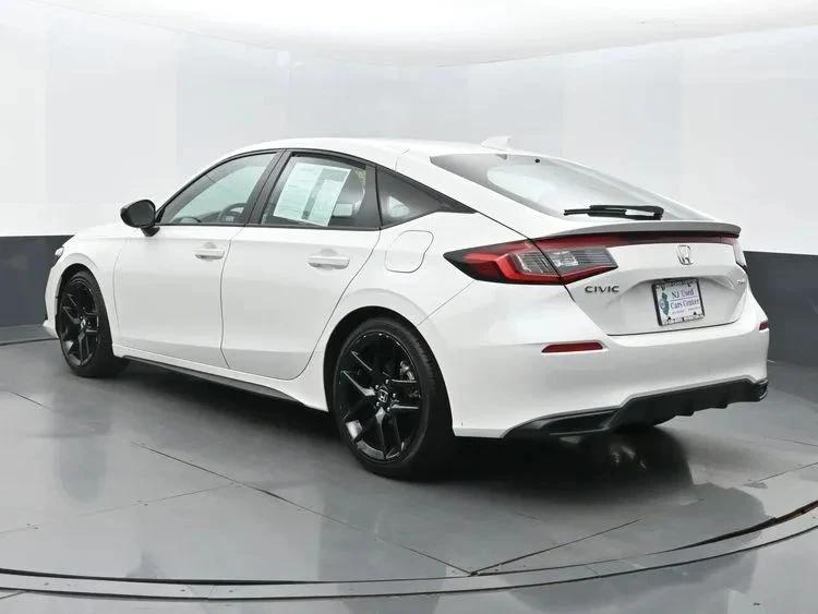 2024 Honda Civic 11th Gen - Image 9 of 12