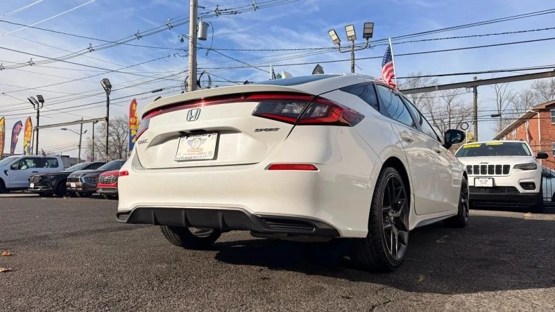 2024 Honda Civic 11th Gen - Image 9 of 12