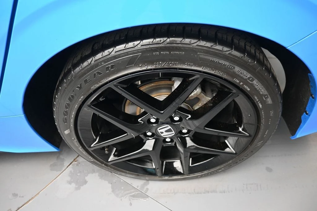 2024 Honda Civic 11th Gen - Image 15 of 31