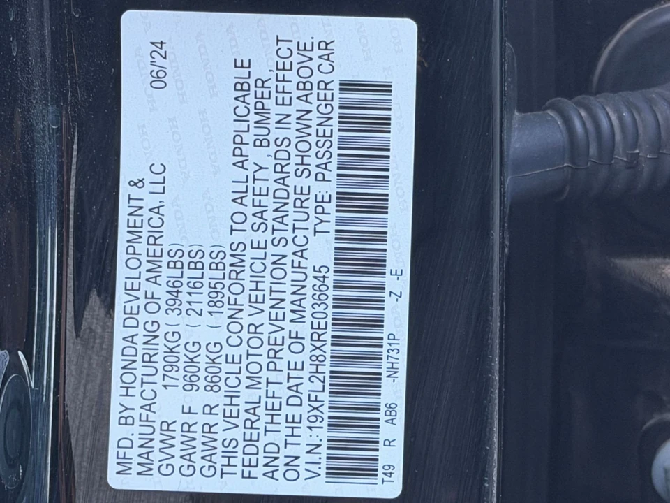 2024 Honda Civic 11th Gen - Image 25 of 31