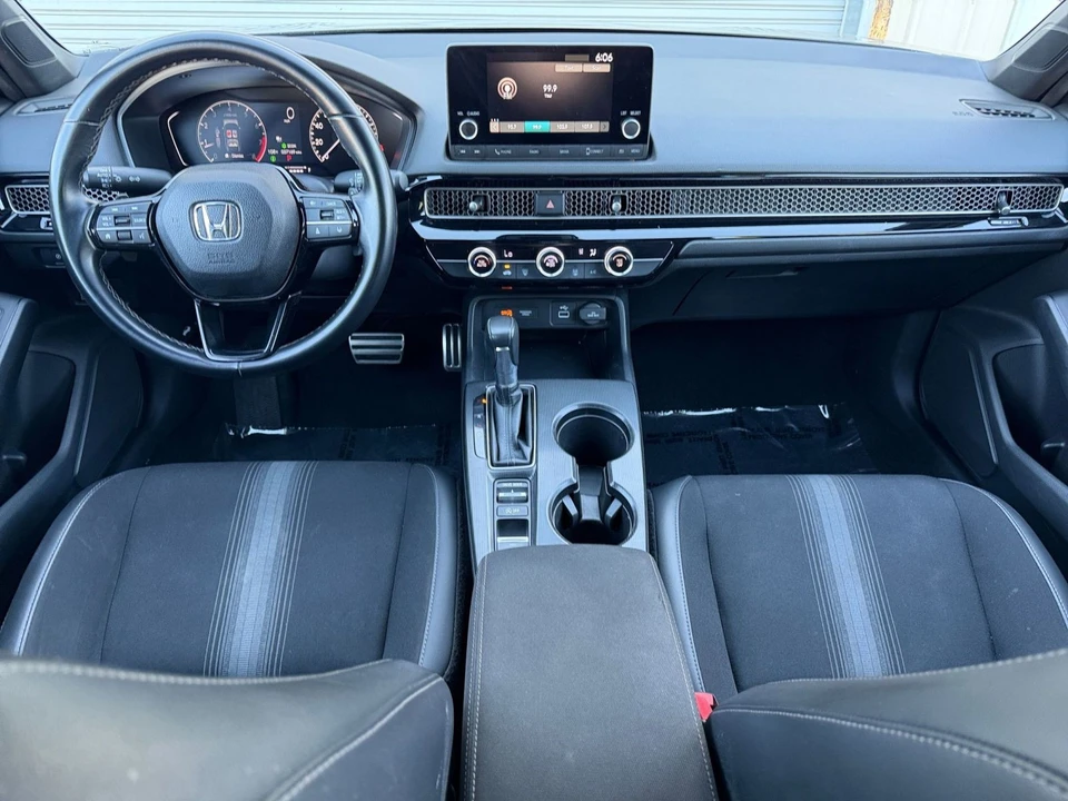 2024 Honda Civic 11th Gen - Image 29 of 31