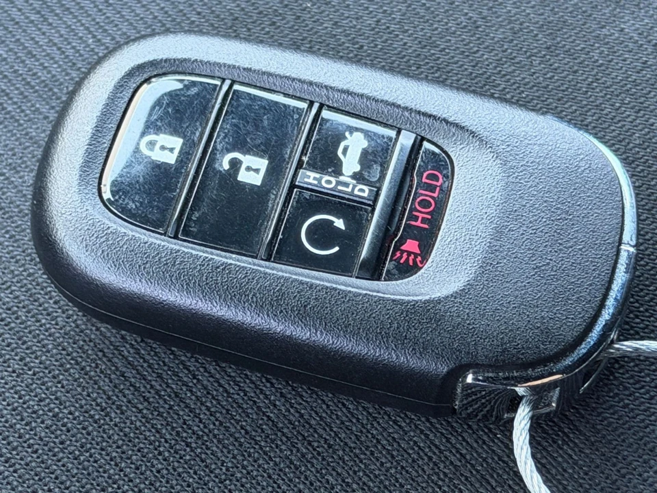 2024 Honda Civic 11th Gen - Image 21 of 31