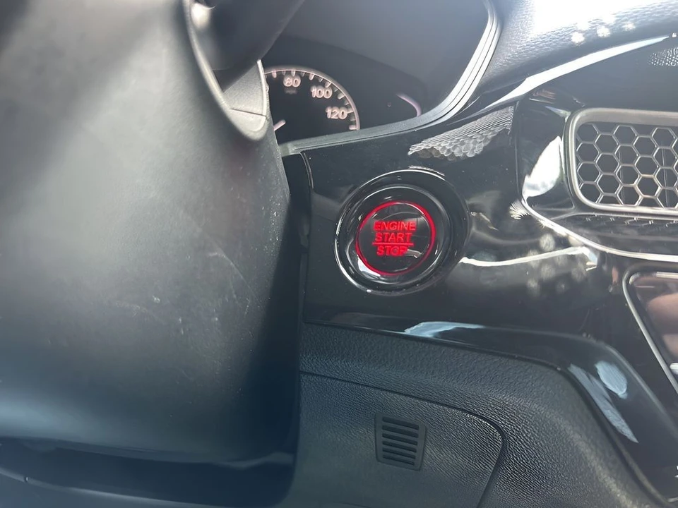 2024 Honda Civic 11th Gen - Image 19 of 21