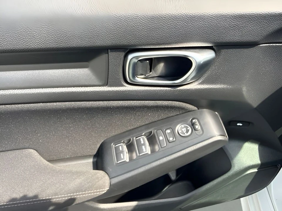 2024 Honda Civic 11th Gen - Image 14 of 22