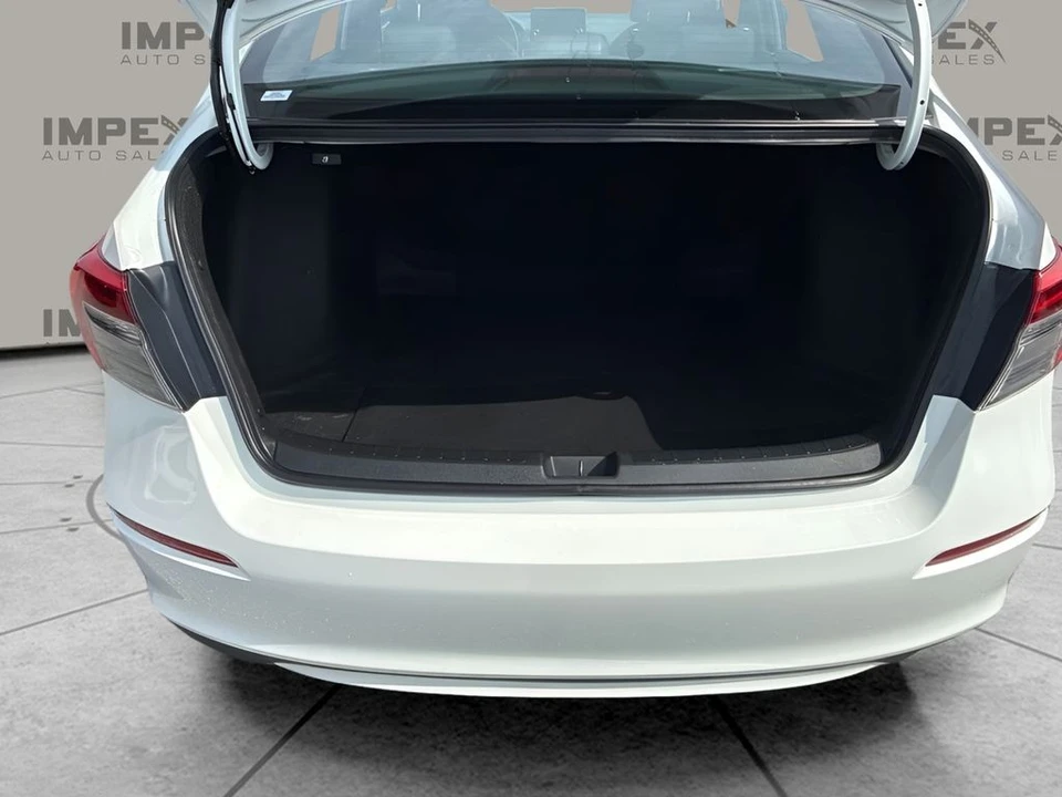 2024 Honda Civic 11th Gen - Image 15 of 22