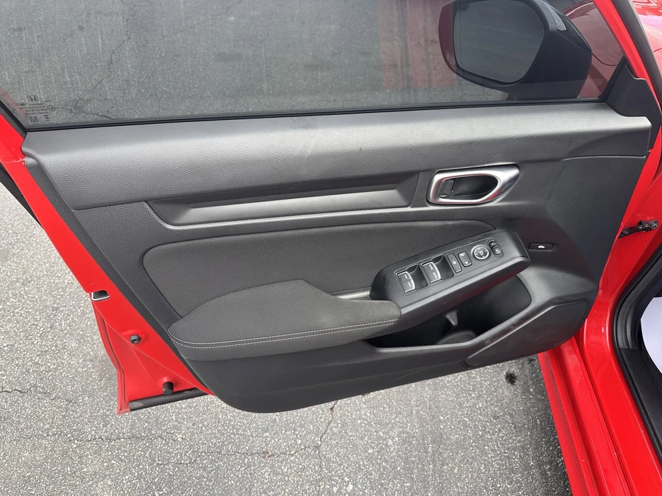 2024 Honda Civic 11th Gen - Image 9 of 12