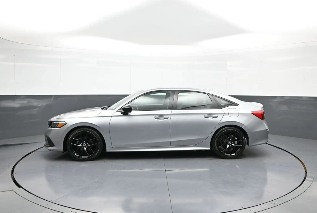 2024 Honda Civic 11th Gen - Image 9 of 31