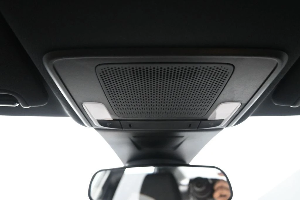 2024 Honda Civic 11th Gen - Image 17 of 31