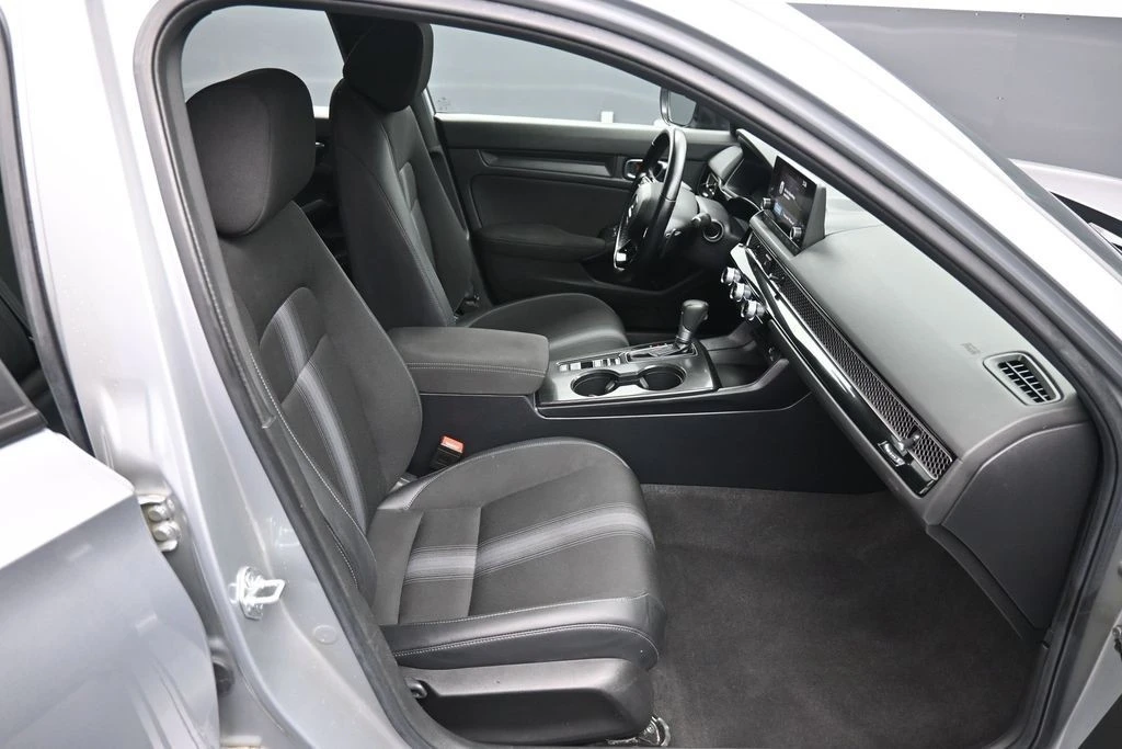 2024 Honda Civic 11th Gen - Image 24 of 31