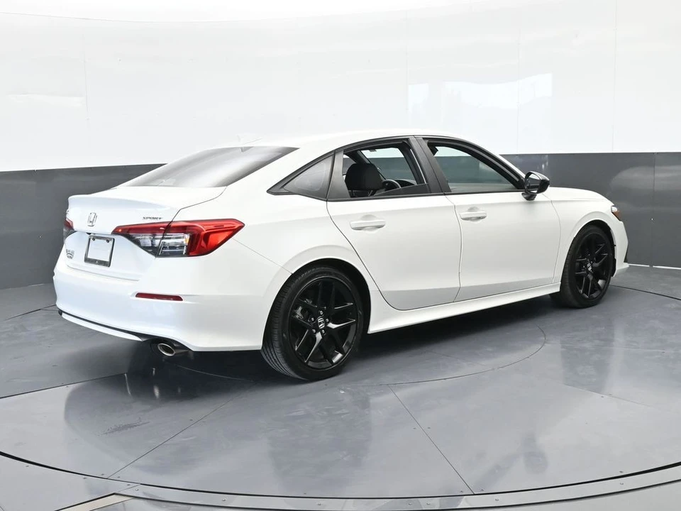 2024 Honda Civic 11th Gen - Image 6 of 12