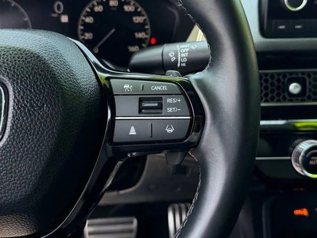 2024 Honda Civic 11th Gen - Image 24 of 31