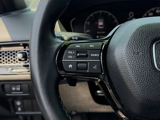 2024 Honda Civic 11th Gen - Image 20 of 31