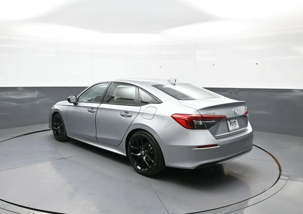 2024 Honda Civic 11th Gen - Image 8 of 31
