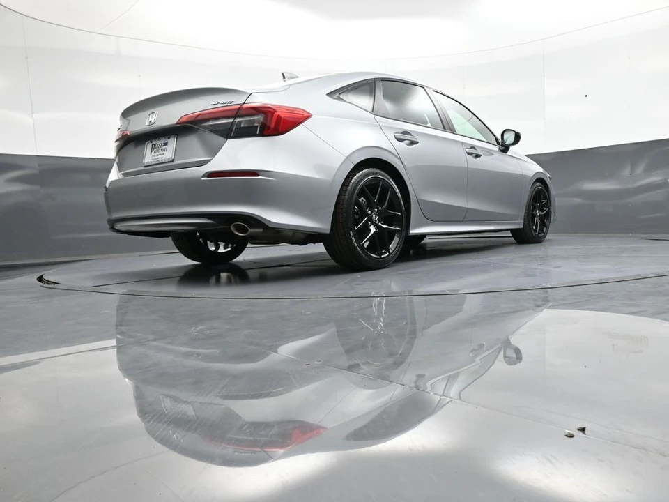 2024 Honda Civic 11th Gen - Image 28 of 31