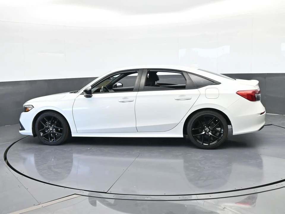 2024 Honda Civic 11th Gen - Image 3 of 12