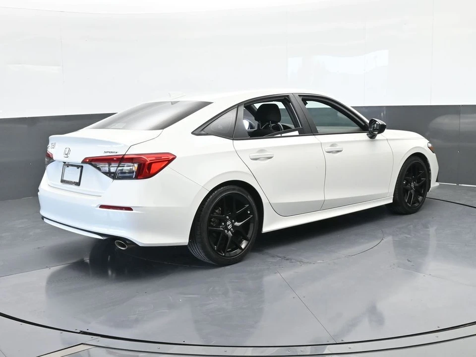 2024 Honda Civic 11th Gen - Image 6 of 12