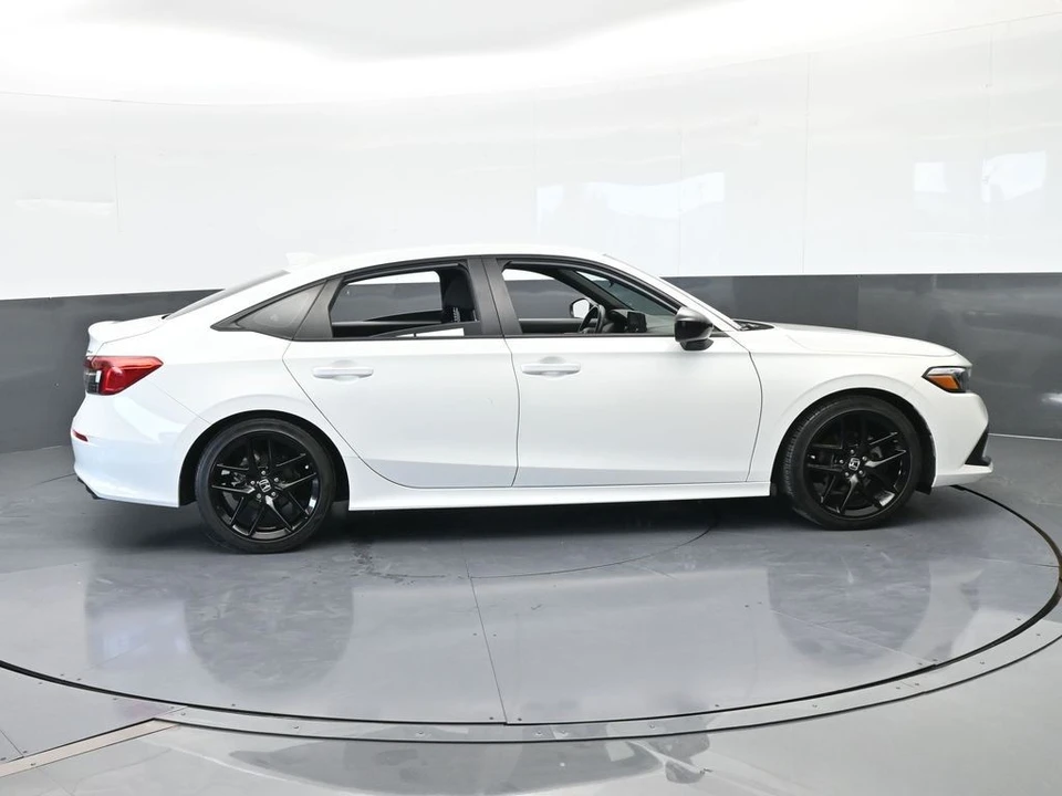 2024 Honda Civic 11th Gen - Image 7 of 12
