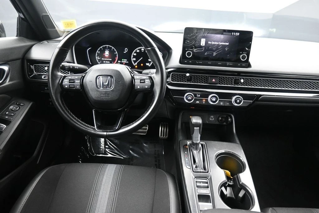 2024 Honda Civic 11th Gen - Image 19 of 31