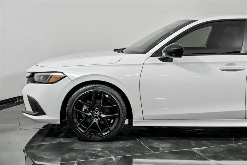 2024 Honda Civic 11th Gen - Image 6 of 12