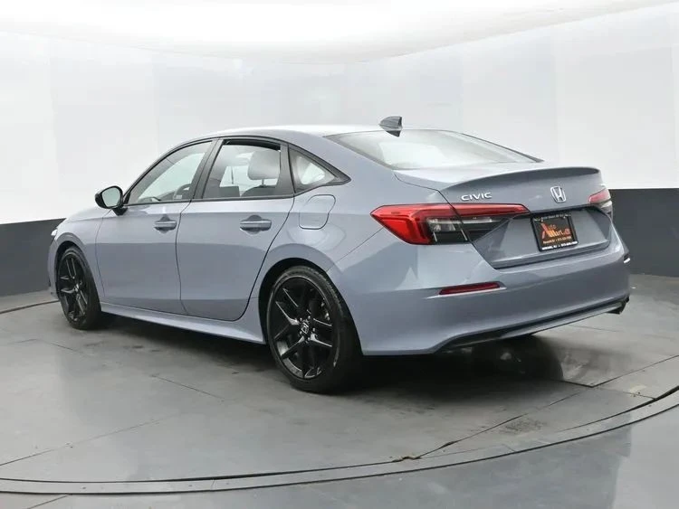 2024 Honda Civic 11th Gen - Image 9 of 12