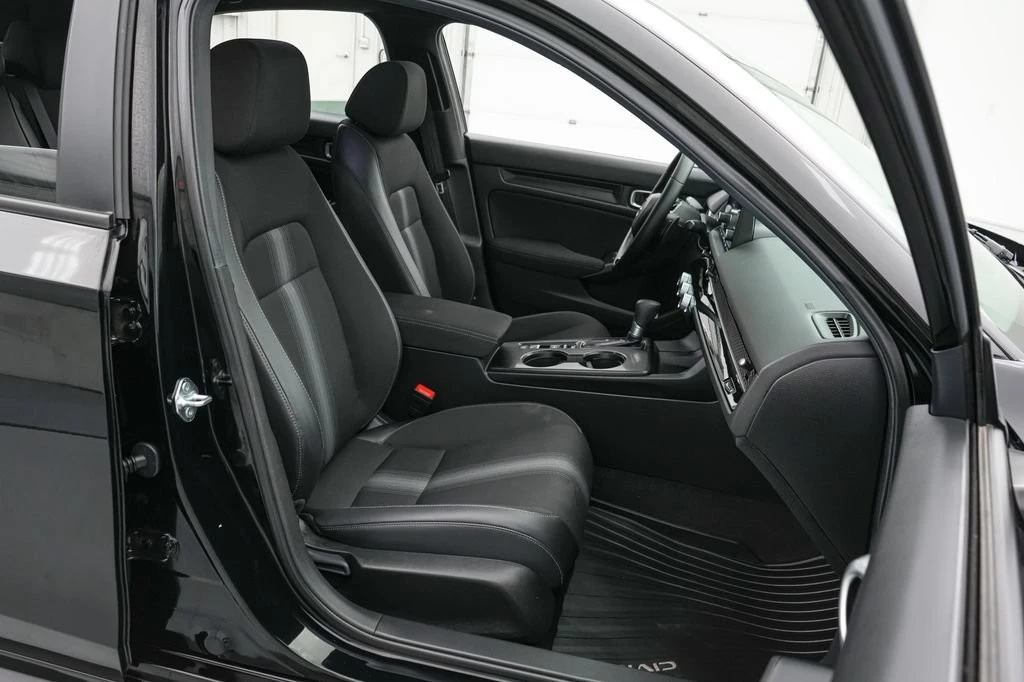 2024 Honda Civic 11th Gen - Image 21 of 24