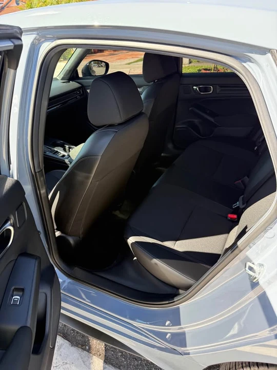 2024 Honda Civic 11th Gen - Image 8 of 18
