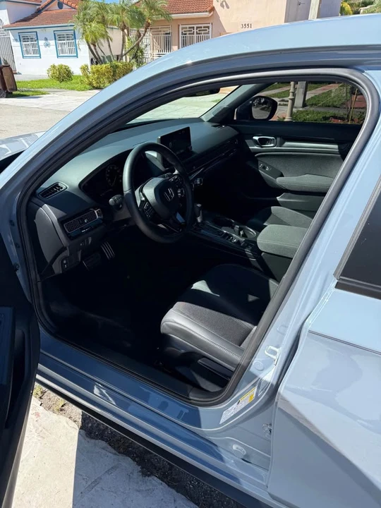 2024 Honda Civic 11th Gen - Image 9 of 18