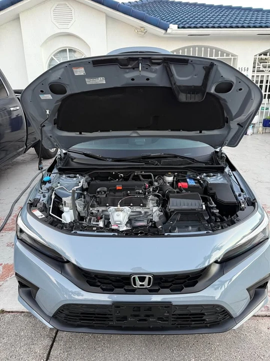2024 Honda Civic 11th Gen - Image 14 of 18