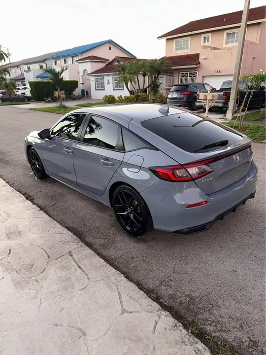 2024 Honda Civic 11th Gen - Image 13 of 18