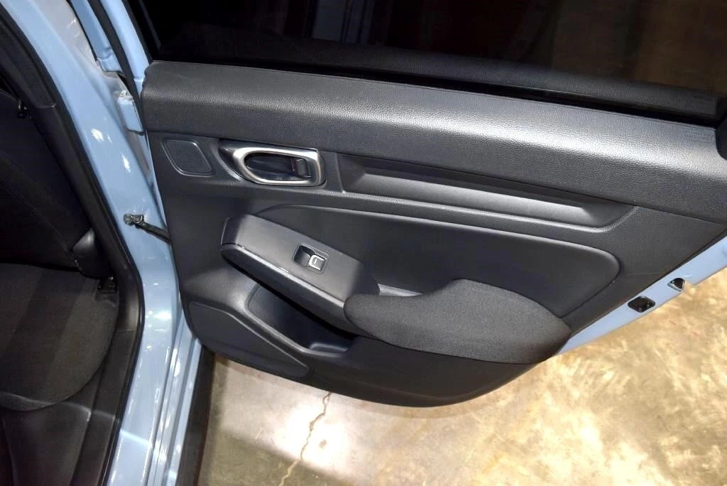 2024 Honda Civic 11th Gen - Image 18 of 21