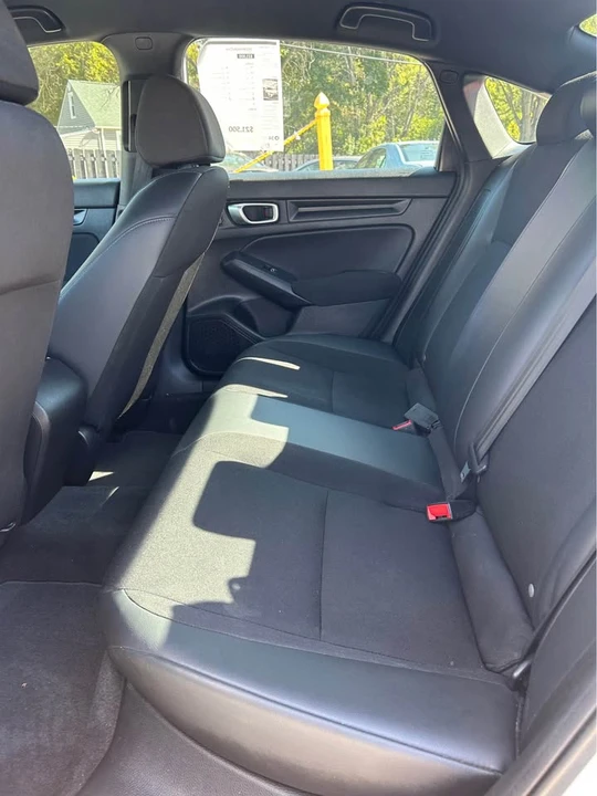 2024 Honda Civic 11th Gen - Image 11 of 17