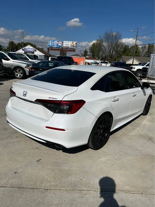 2024 Honda Civic 11th Gen - Image 5 of 17