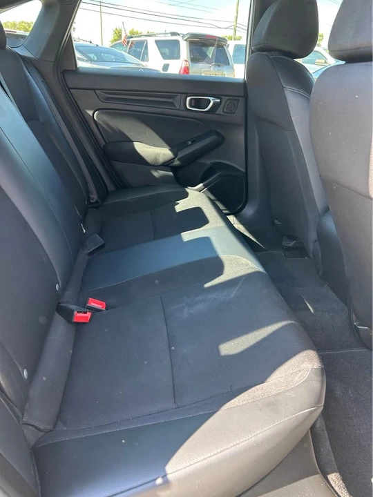 2024 Honda Civic 11th Gen - Image 13 of 17