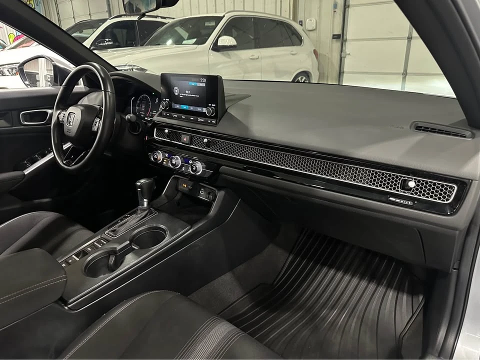 2024 Honda Civic 11th Gen - Image 12 of 15