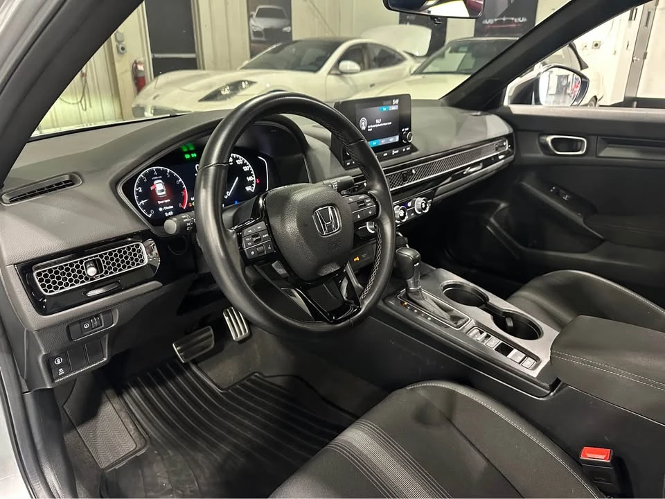 2024 Honda Civic 11th Gen - Image 10 of 15