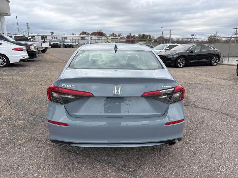 2024 Honda Civic 11th Gen - Image 6 of 11