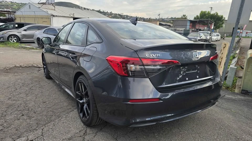 2024 Honda Civic 11th Gen - Image 5 of 11