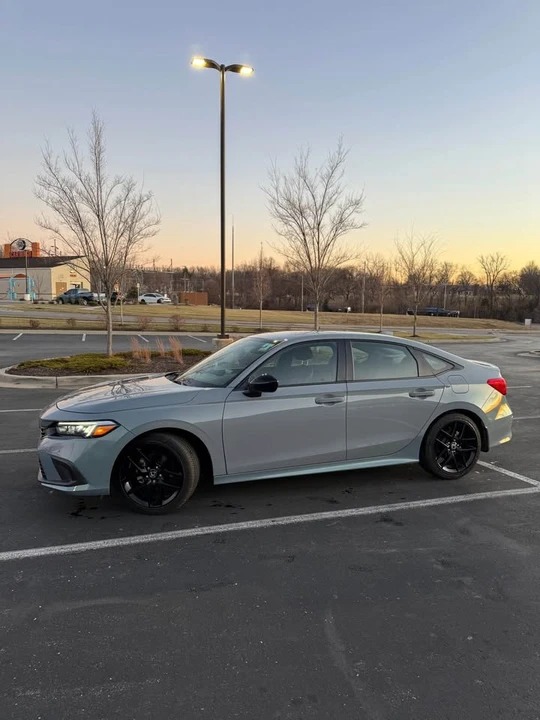 2024 Honda Civic 11th Gen - Image 16 of 17