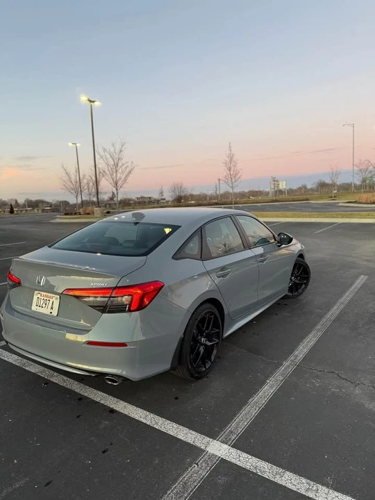 2024 Honda Civic 11th Gen - Image 14 of 17