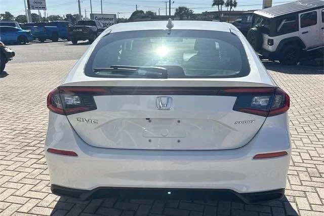2024 Honda Civic 11th Gen - Image 7 of 17