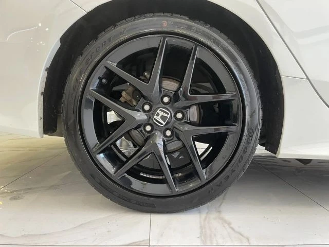 2024 Honda Civic 11th Gen - Image 27 of 31
